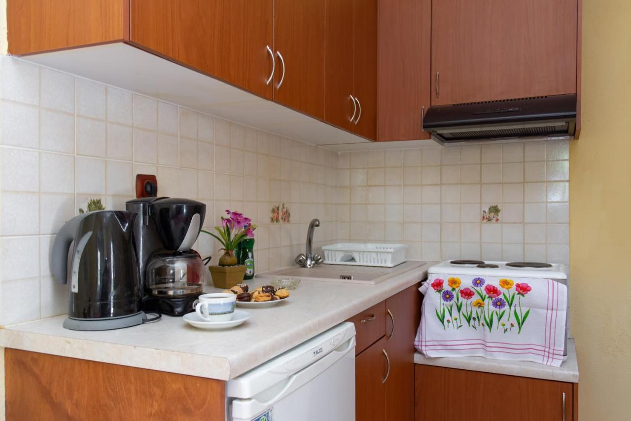 Agali Beach Pansion Mármaron Екстериор снимка